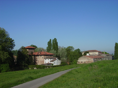 Veduta dall’argine del fiume Adige